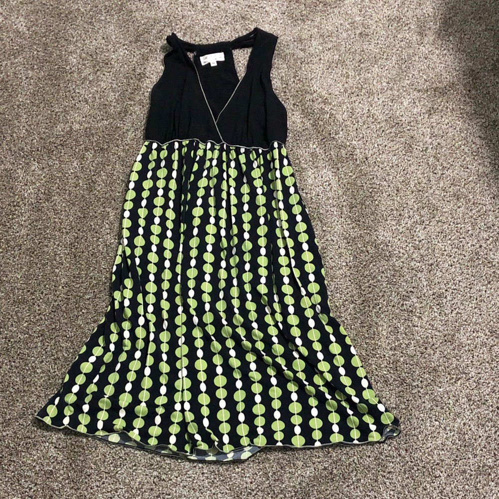 Elegant Black and Green Midi Dress